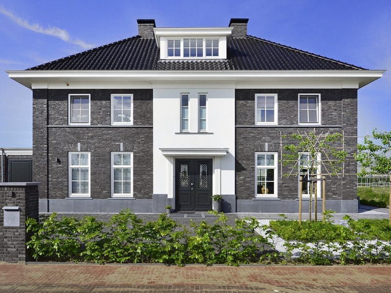 herenhuis stucwerk grijs