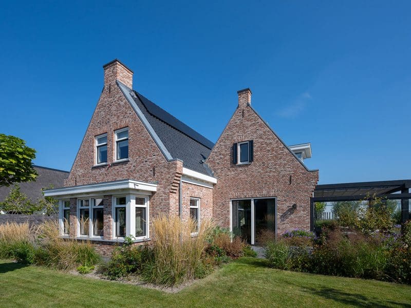 landelijke villa voorgevel 2023