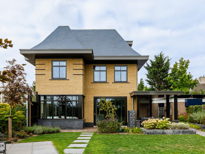 huis baksteen geel dak natuurlei